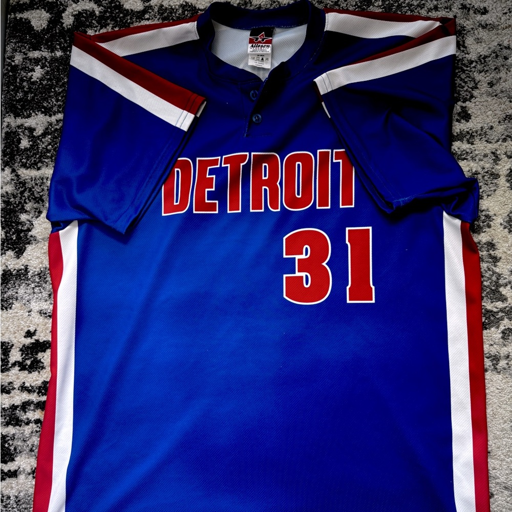 Pistons warmup jersey